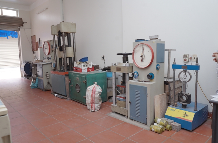 Máy móc thiết bị